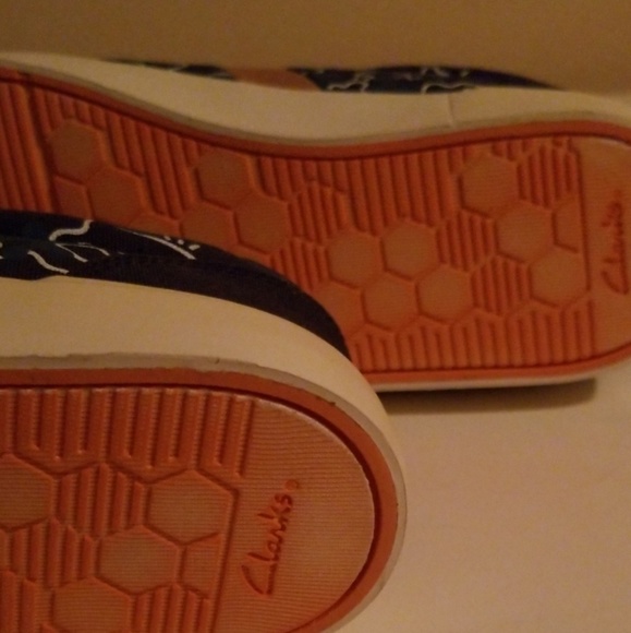 Shoes - Picture 3 of 3